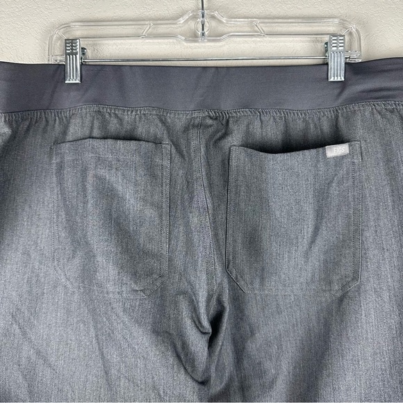 Figs Graphite Gray Livingston Basic Scrub Nurse Medical Pants Size XL Petite - Picture 3 of 6